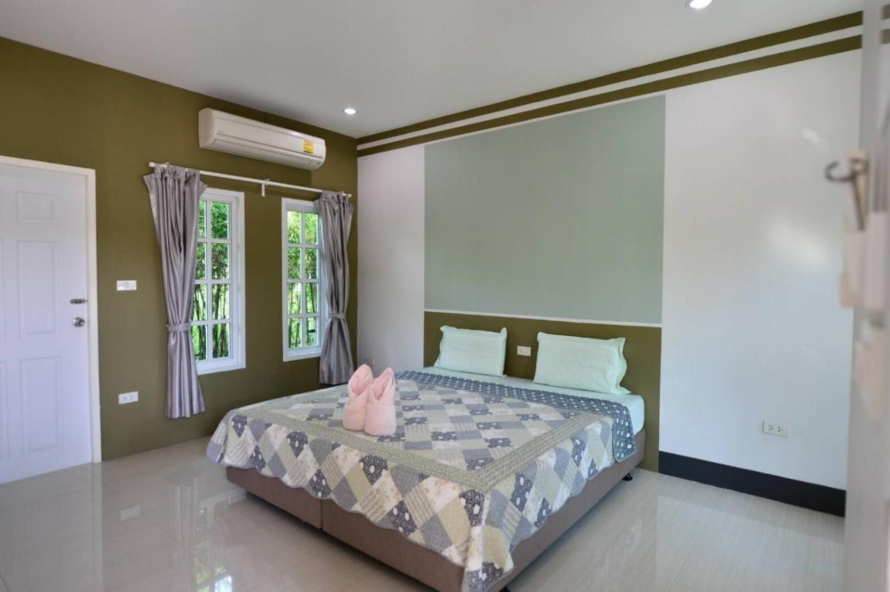 Baan Suan Resort Juree Punsuk Suphan Buri Exterior photo