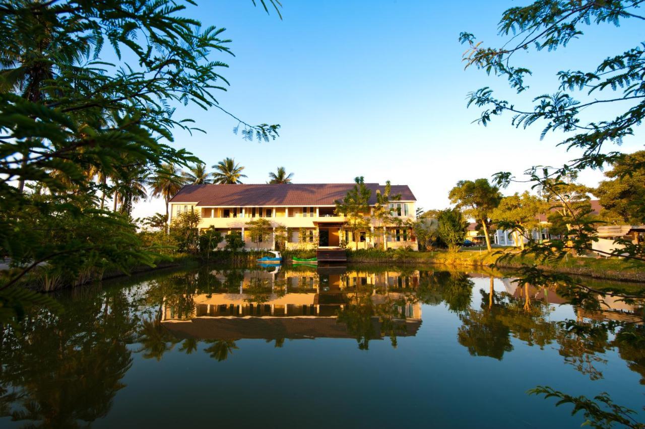 Baan Suan Resort Juree Punsuk Suphan Buri Exterior photo