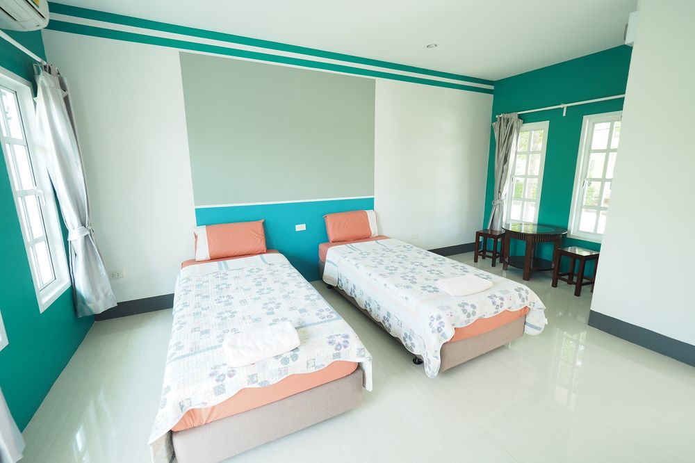 Baan Suan Resort Juree Punsuk Suphan Buri Exterior photo