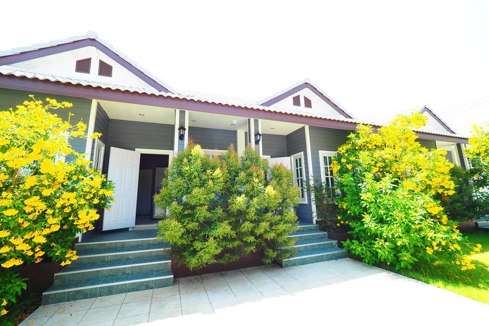 Baan Suan Resort Juree Punsuk Suphan Buri Exterior photo