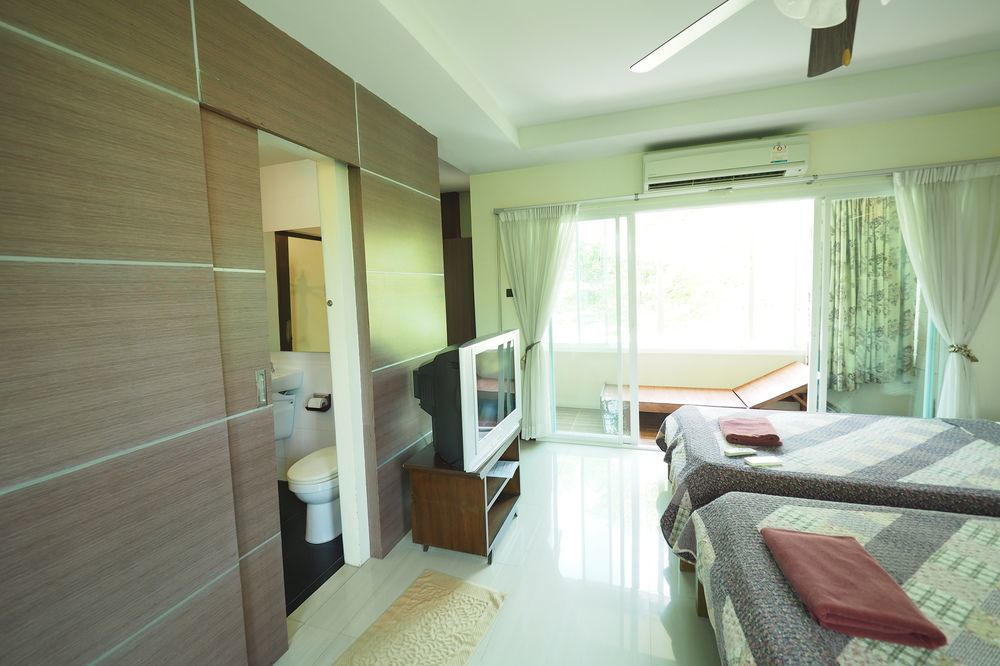Baan Suan Resort Juree Punsuk Suphan Buri Exterior photo